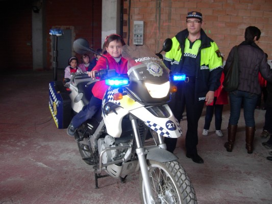 Moto policía Nuria.JPG